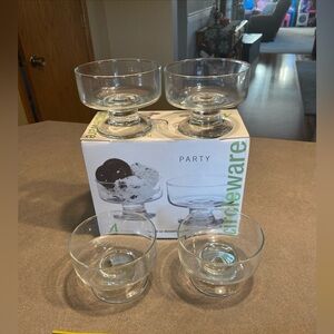 Circleware Set of 4 Four 8oz Glass Footed Dessert / Parfait Cups Glasses